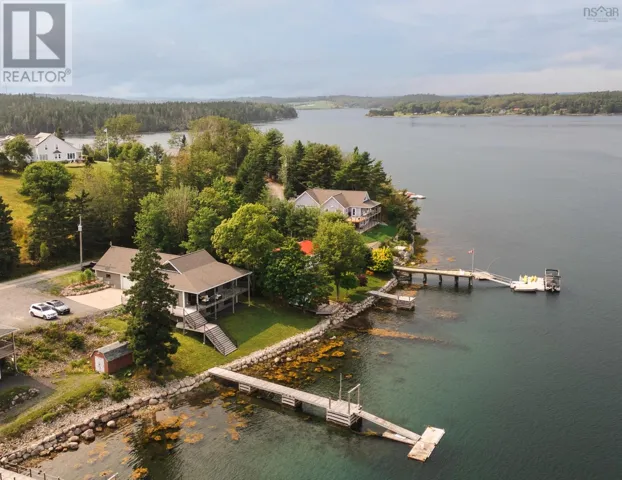 216 Hebb Point Road, Heckmans Island, Nova Scotia B0J2C0