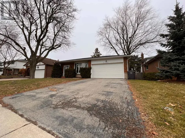 3195 VALMARIE AVENUE, Mississauga (Erindale), Ontario L5C2A4