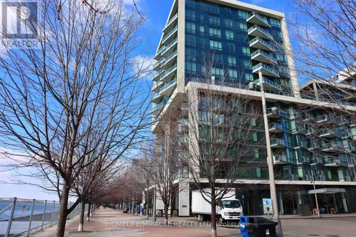 813 - 15 MERCHANTS' WHARF, Toronto (Waterfront Communities), Ontario M5A0N8