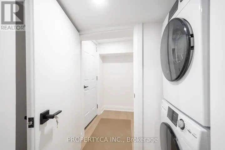 LOWER - 344 HIGHFIELD ROAD, Toronto (Greenwood-Coxwell), Ontario M4L2V5