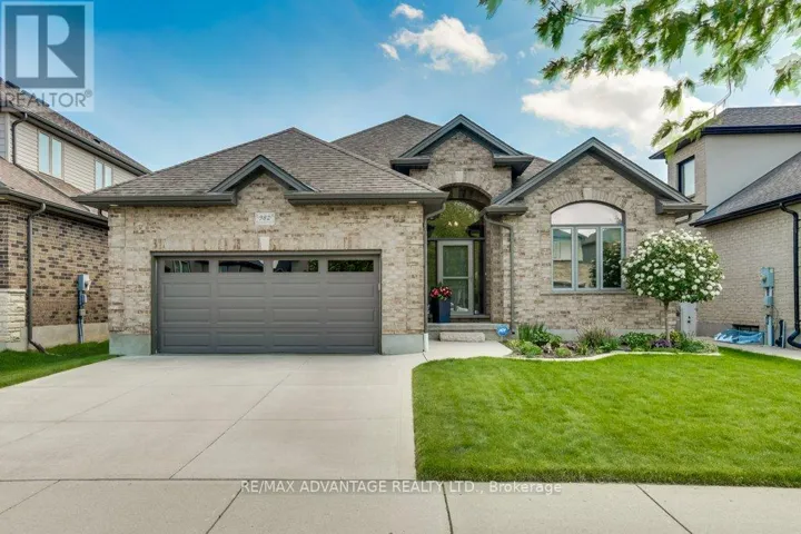 982 MEDWAY PARK DRIVE, London North (North S), Ontario N6G0K7
