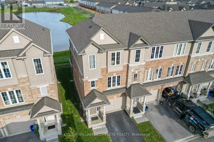 28 CANARY GRASS BOULEVARD, Hamilton, Ontario L0R1P0