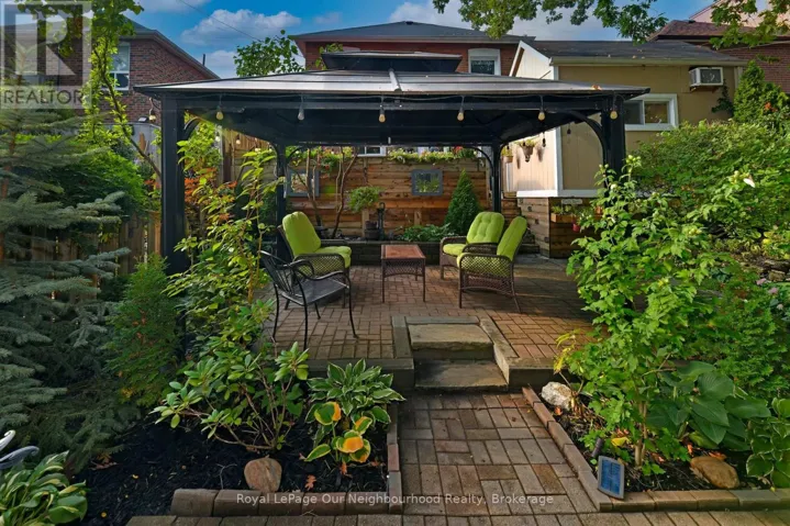 1275 KINGSTON ROAD, Toronto (Birchcliffe-Cliffside), Ontario M1N1P4