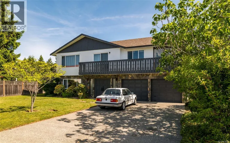 4098 Orion Pl, Saanich, British Columbia V8N5K8