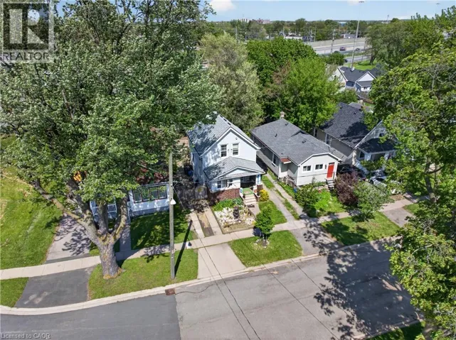 7 TRAPNELL Street, St. Catharines, Ontario L2R1B1