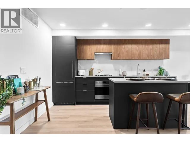 204 2419 GRANT STREET, Vancouver, British Columbia V5K3G5