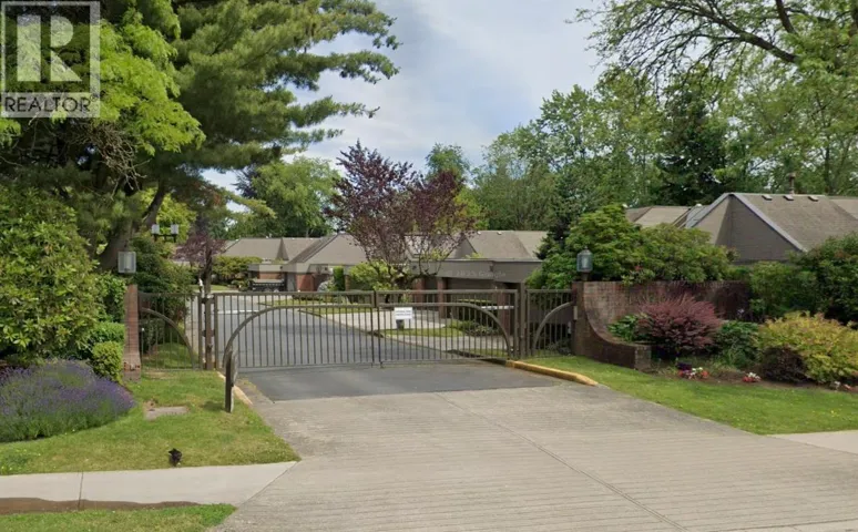 406 GREENSBORO PLACE, Vancouver, British Columbia V5X4M4