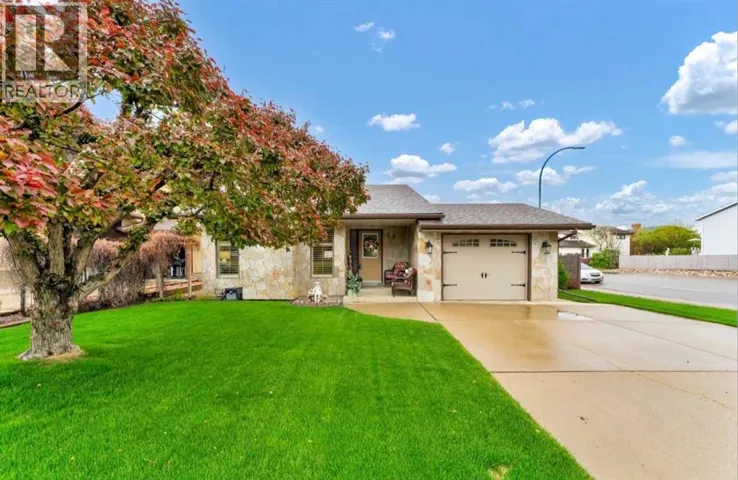 110 Carry Crescent SE, Medicine Hat, Alberta T1B3J8
