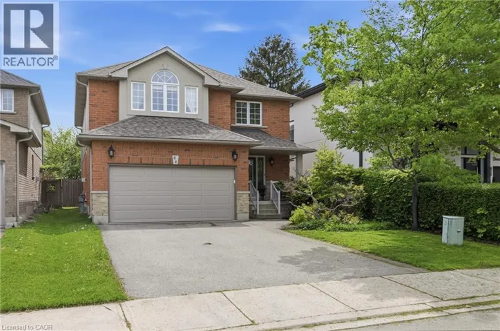 84 DUNCAIRN Crescent, Hamilton, Ontario L9C6G1