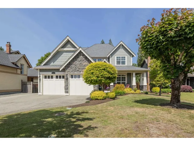 21271 43 AVENUE, Langley, British Columbia V3A7R9