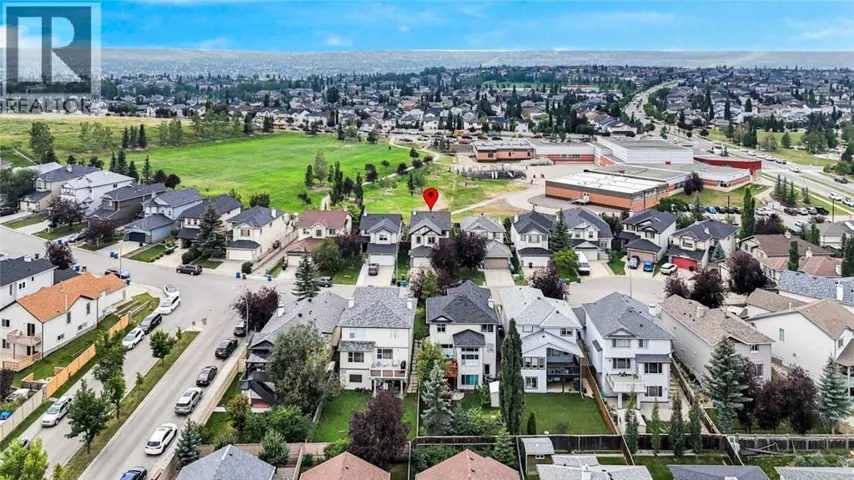 161 Panamount Close NW, Calgary, Alberta T3K5P6