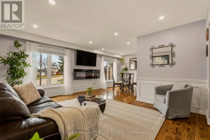 21 MILVERTON CLOSE, Hamilton (Waterdown), Ontario L0R2H3