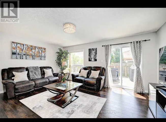 130 UPPER MERCER STREET, Kitchener, Ontario N2A4N2