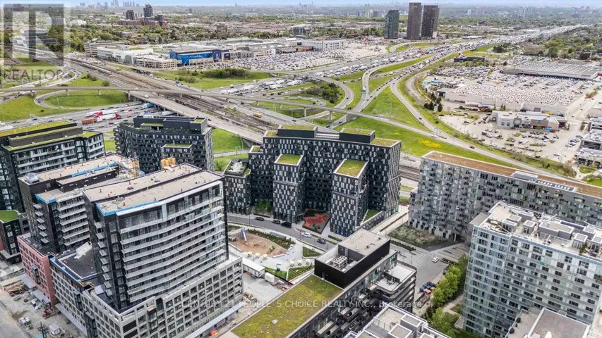 1004 - 30 TRETTI WAY, Toronto (Clanton Park), Ontario M3H0E3