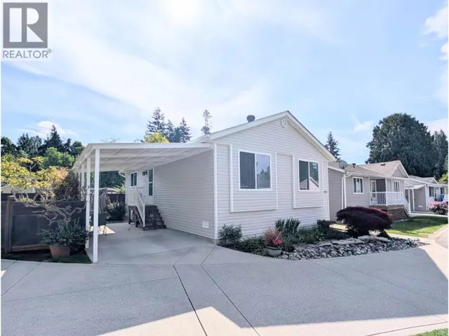 109 4510 101 HIGHWAY, Sechelt, British Columbia V0N3A1