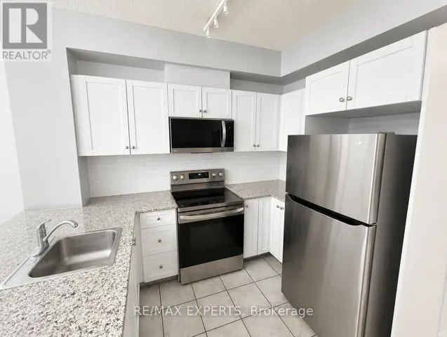 1359 RATHBURN ROAD, Mississauga (Rathwood), Ontario L4W5P7
