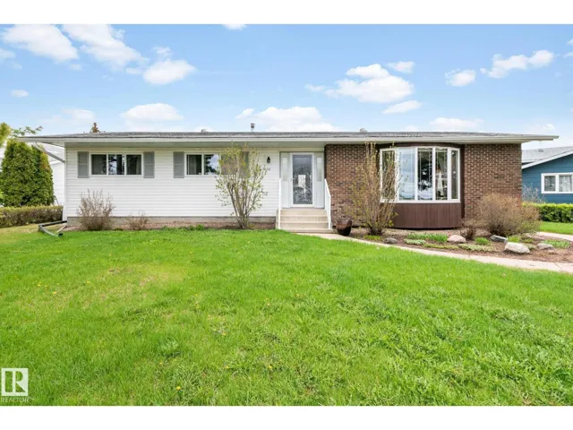 4611 Lakeshore DR, Bonnyville Town, Alberta T9N1P9