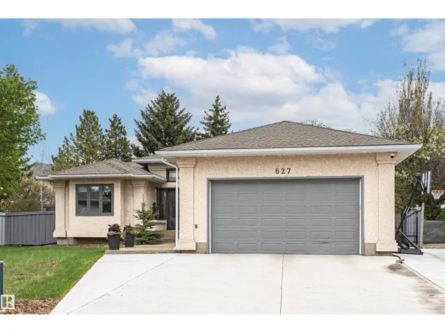 627 FOREST LN NW, Edmonton, Alberta T6R2C4