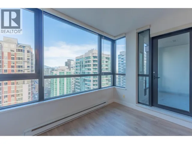 2501 909 MAINLAND STREET, Vancouver, British Columbia V6B1S3