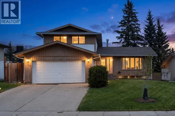 38 Suntree Lane, Okotoks, Alberta T0L1T1