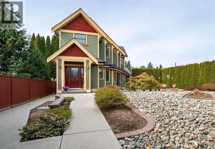 674 COLINET STREET, Coquitlam, British Columbia V3J4X4