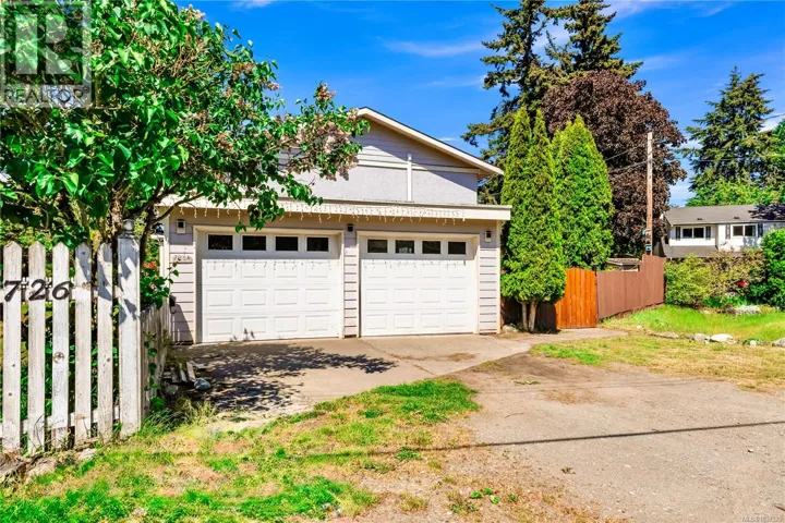 726A Kelly Rd, Colwood, British Columbia V9B2A9