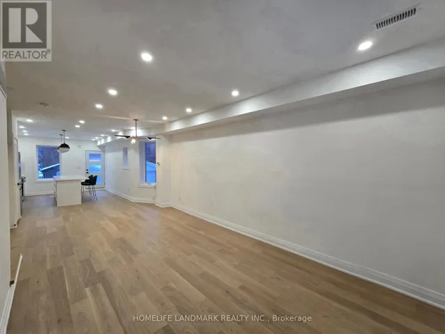 9 ALTON AVENUE, Toronto (South Riverdale), Ontario M4L2M3