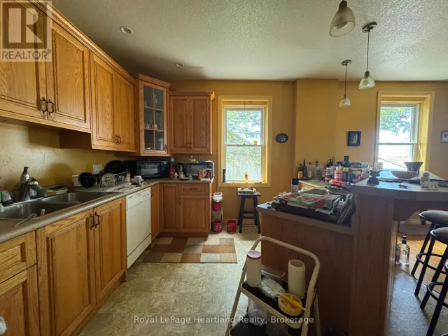780