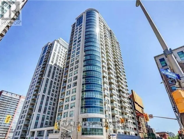 303 - 195 BESSERER STREET, Ottawa, Ontario K1N0B6
