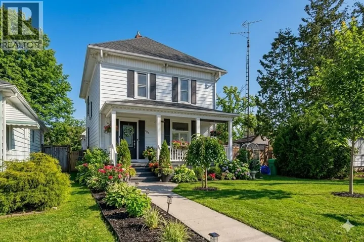 422 GREENFIELD STREET, Petrolia, Ontario N0N1R0