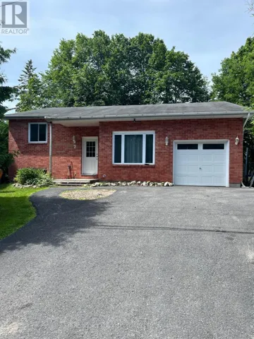 2 CARIBOU AVENUE, Ottawa, Ontario K2S1M5