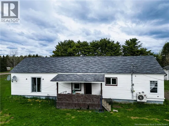 9554 490 Route, Bass River, New Brunswick E4T4M5