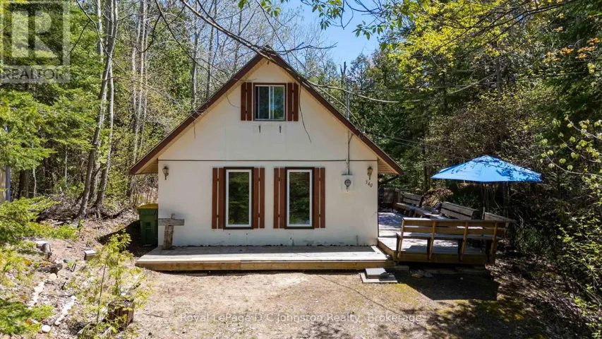 102 THOMPSON AVENUE, Native Leased Lands, Ontario N0H2G0