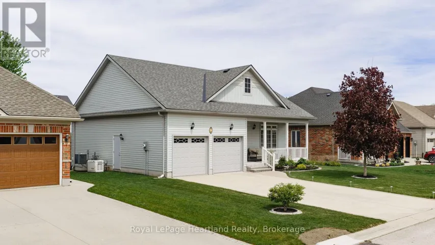 36 STORNOWAY CRESCENT, Huron East (Egmondville), Ontario N0K1W0
