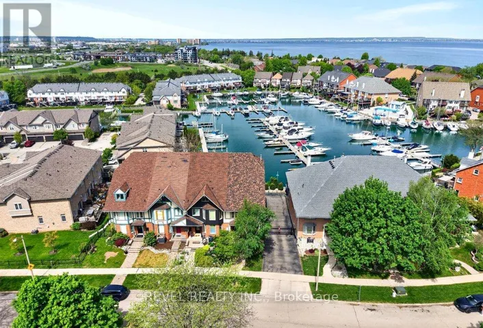 43 SUNVALE PLACE, Hamilton (Lakeshore), Ontario L8E4Z6