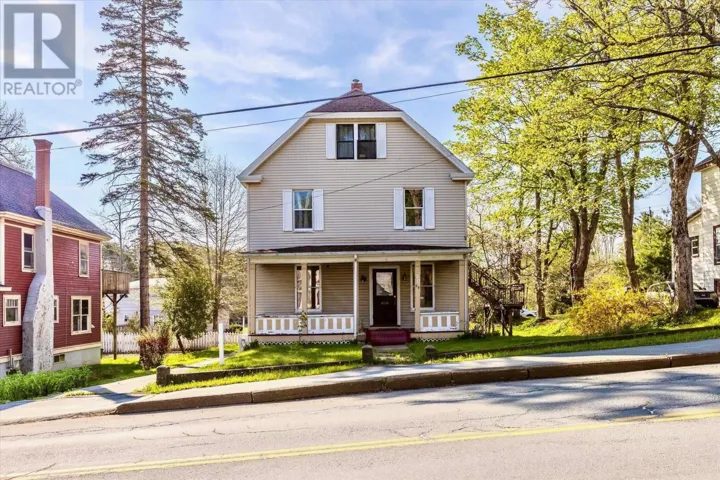 99 Dufferin Street, Bridgewater, Nova Scotia B4V2G4