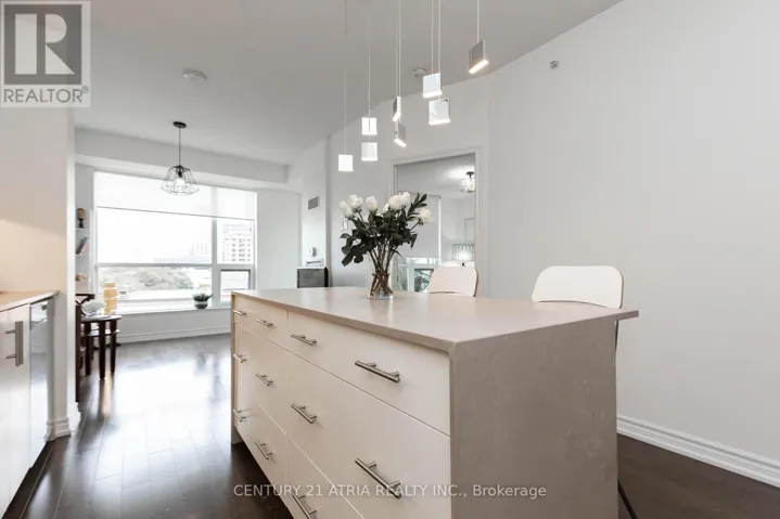 519 - 23 GLEBE ROAD W, Toronto (Yonge-Eglinton), Ontario M5P0A1