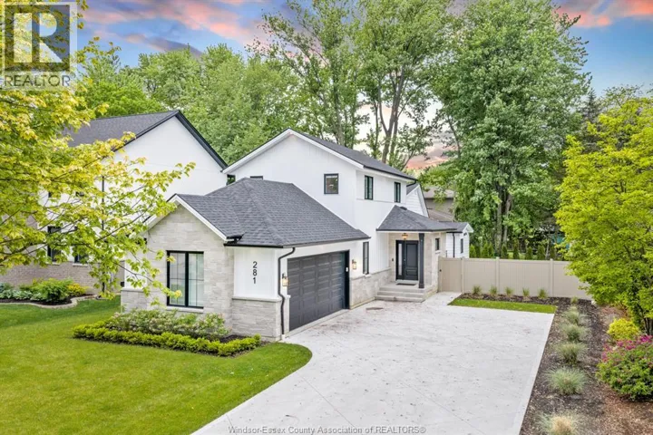 281 BRIGHTON ROAD, Tecumseh, Ontario N8N2L2