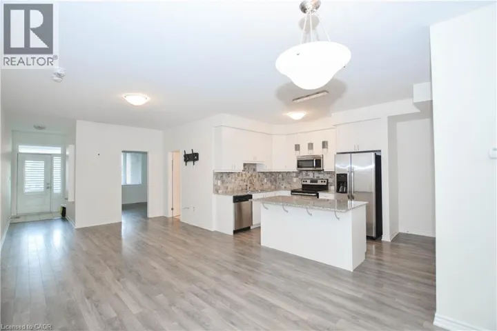 10 DAYLILY Lane, Kitchener, Ontario N2R0L7