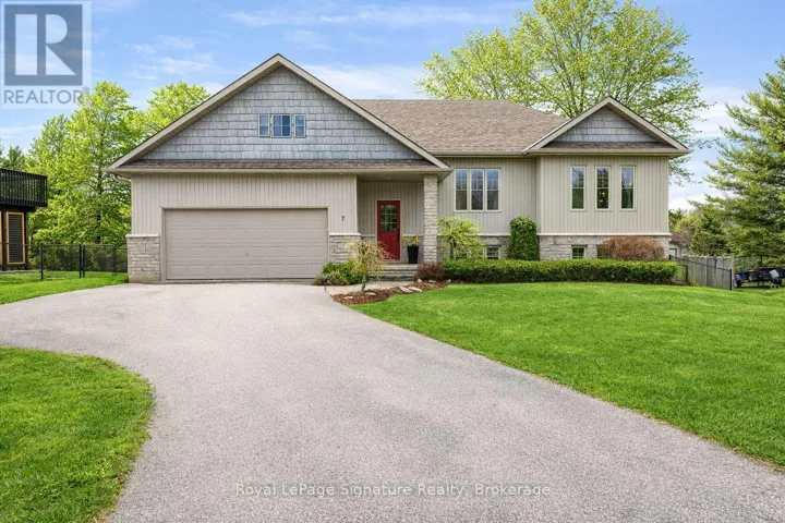 7 GRACE AVENUE, Meaford, Ontario N4L1E7