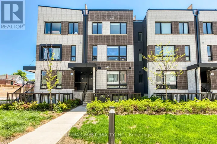 14 - 30 ED CLARK GARDENS BOULEVARD, Toronto (Weston-Pellam Park), Ontario M6N0B5