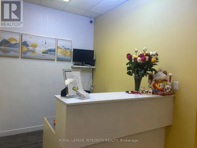 204 - 2446 BANK STREET, Ottawa, Ontario K1V1A4