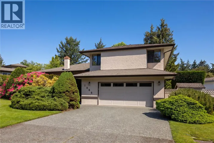 1986 Wenman Dr, Saanich, British Columbia V8N2P8