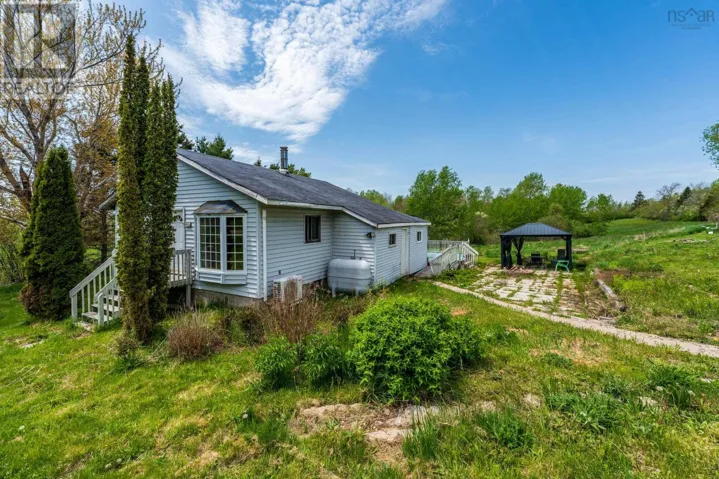 445 Highway 201, Moschelle, Nova Scotia B0S1A0