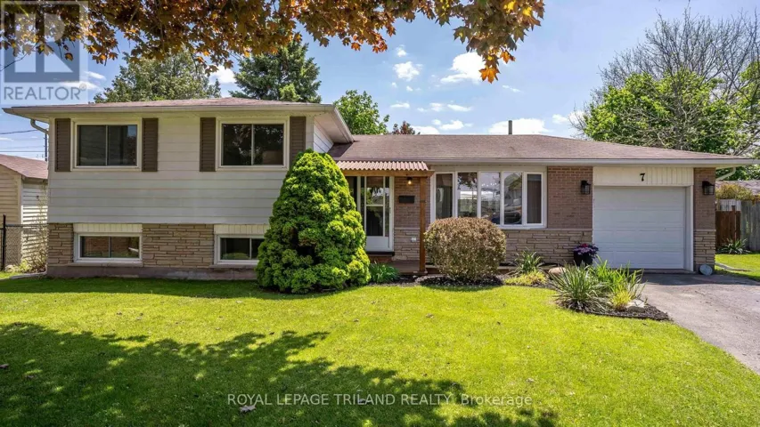 7 STIRLING CRESCENT, St. Thomas, Ontario N5P3R4
