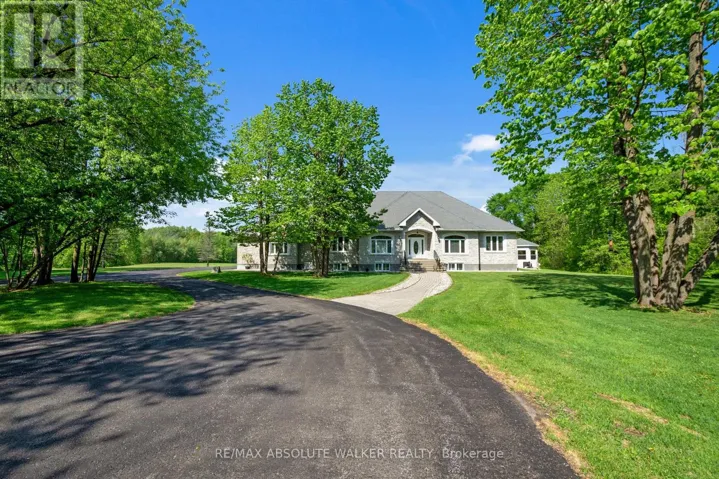 2501 KEARNS WAY, Ottawa, Ontario K4P1R9