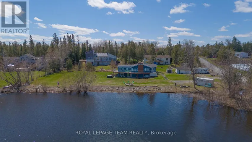 220 VANCES SIDE ROAD, Ottawa, Ontario K0A1T0