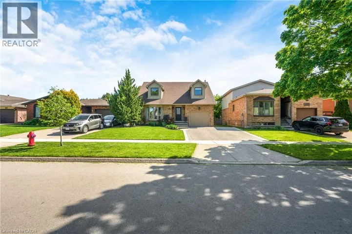 206 ATHENIA Drive, Stoney Creek, Ontario L8J1V8