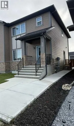 30 Emberside Link, Cochrane, Alberta T4C3A8