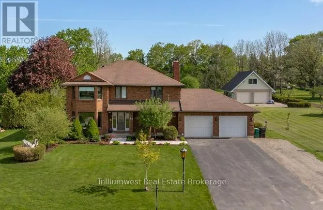 32 SUNSET DRIVE, Woolwich, Ontario N0B2V0